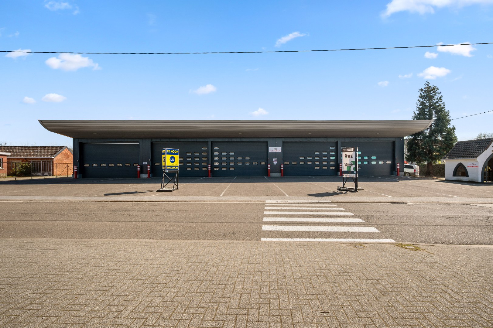 Commercial à vendre à Léau