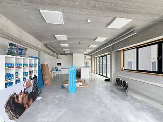 Deze KMO-unit te huur geniet een uitstekende ligging vlakbij de E17, uitrit Kruishoutem, en profiteert daardoor van een zeer vlotte bereikbaarheid...