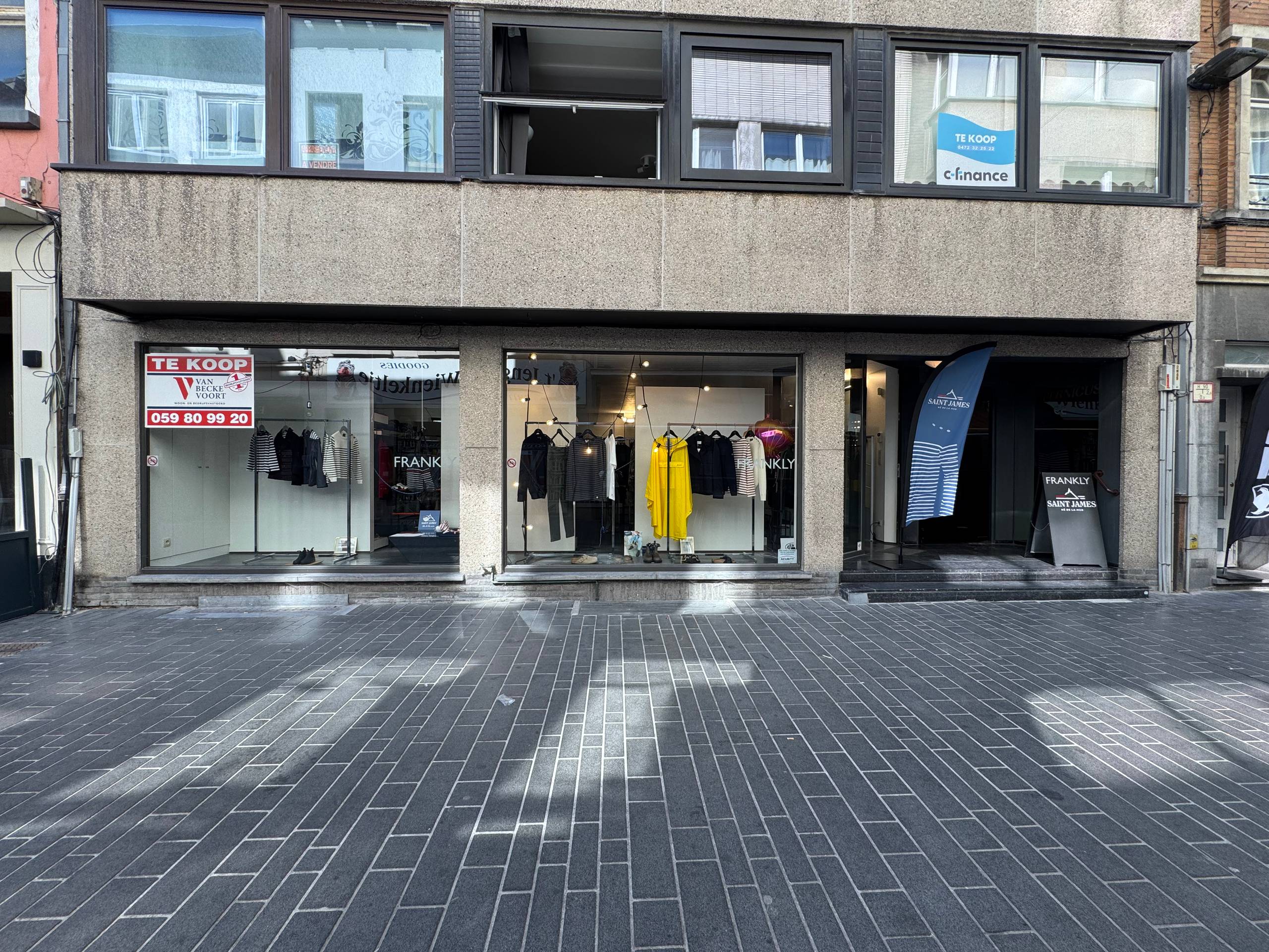 Handelsgelijkvloers 100m² - foto 1