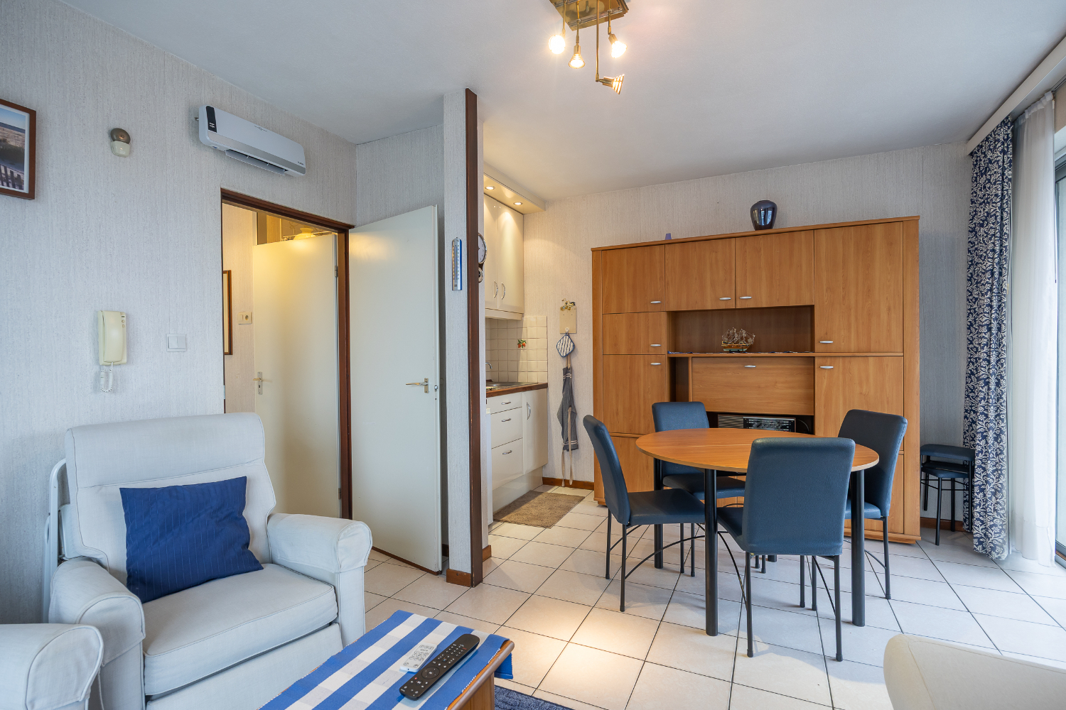 Lichtrijk éénslaapkamerappartement met zeezicht en zongericht terras op de Zeedijk - photo 5