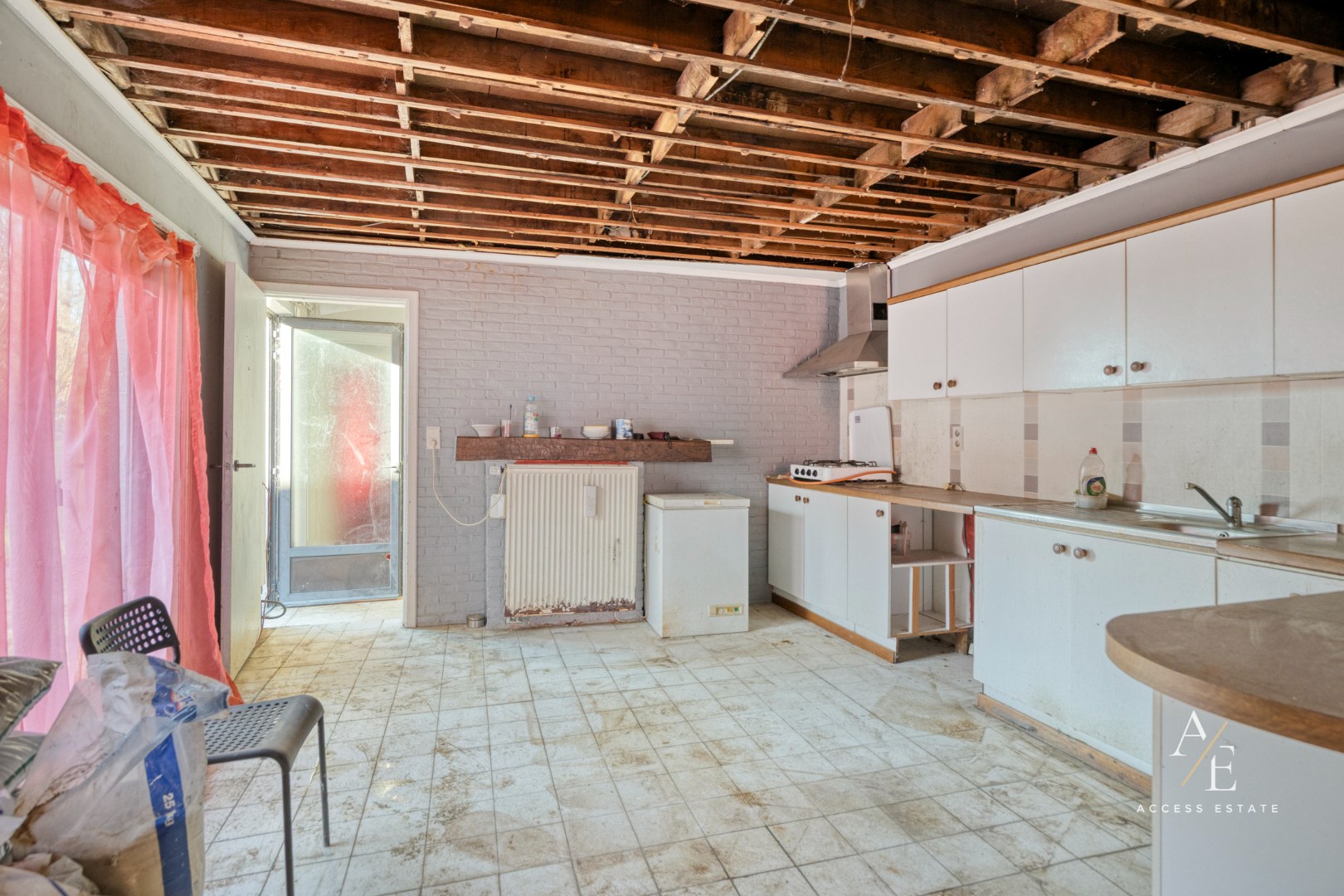 MERELBEKE-MELLE - Te renoveren hoeve op mooi perceel! - foto 5