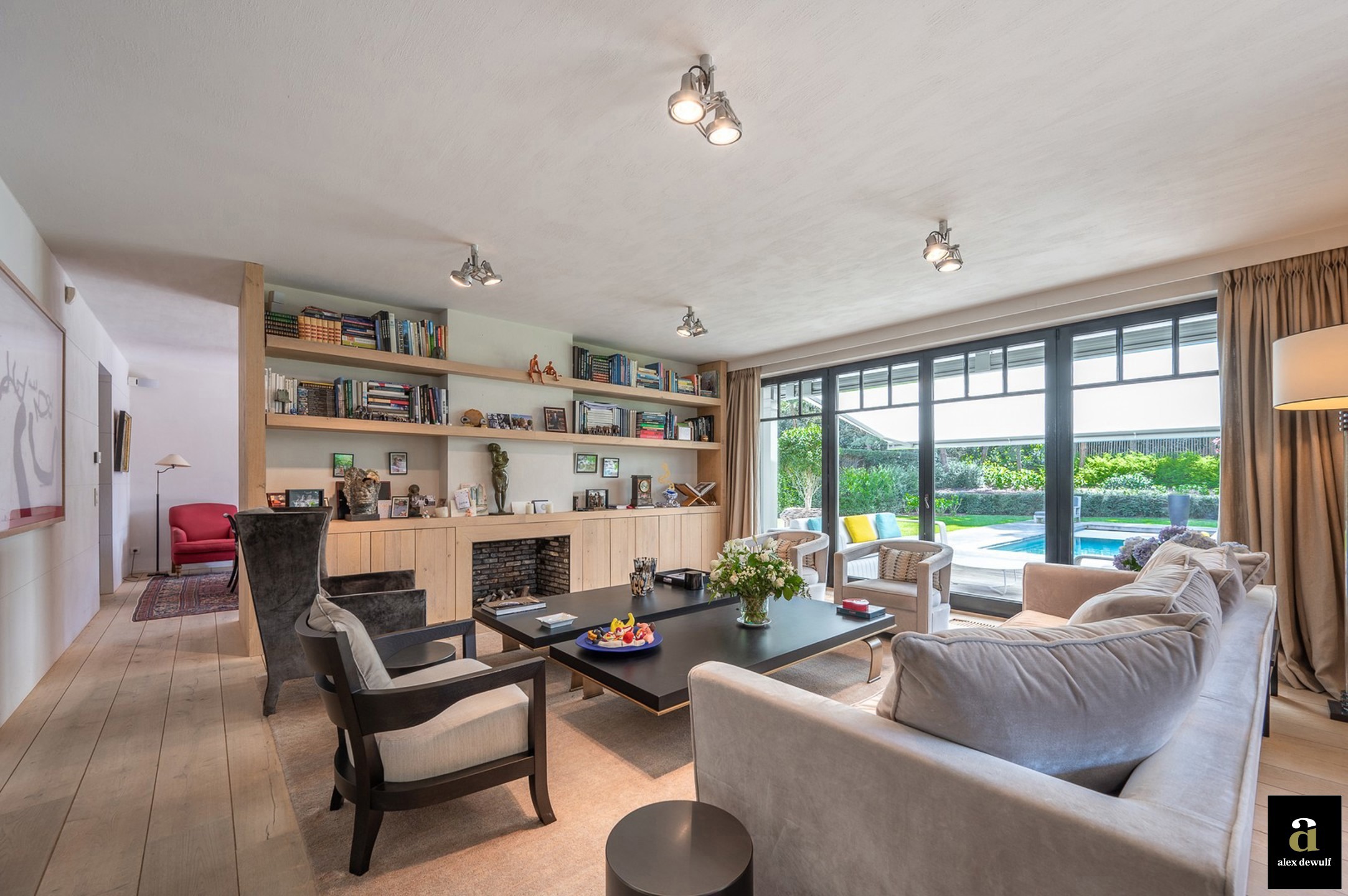 Prachtige villa met zwembad rustig gelegen in een paadje in hartje Zoute. - foto 3