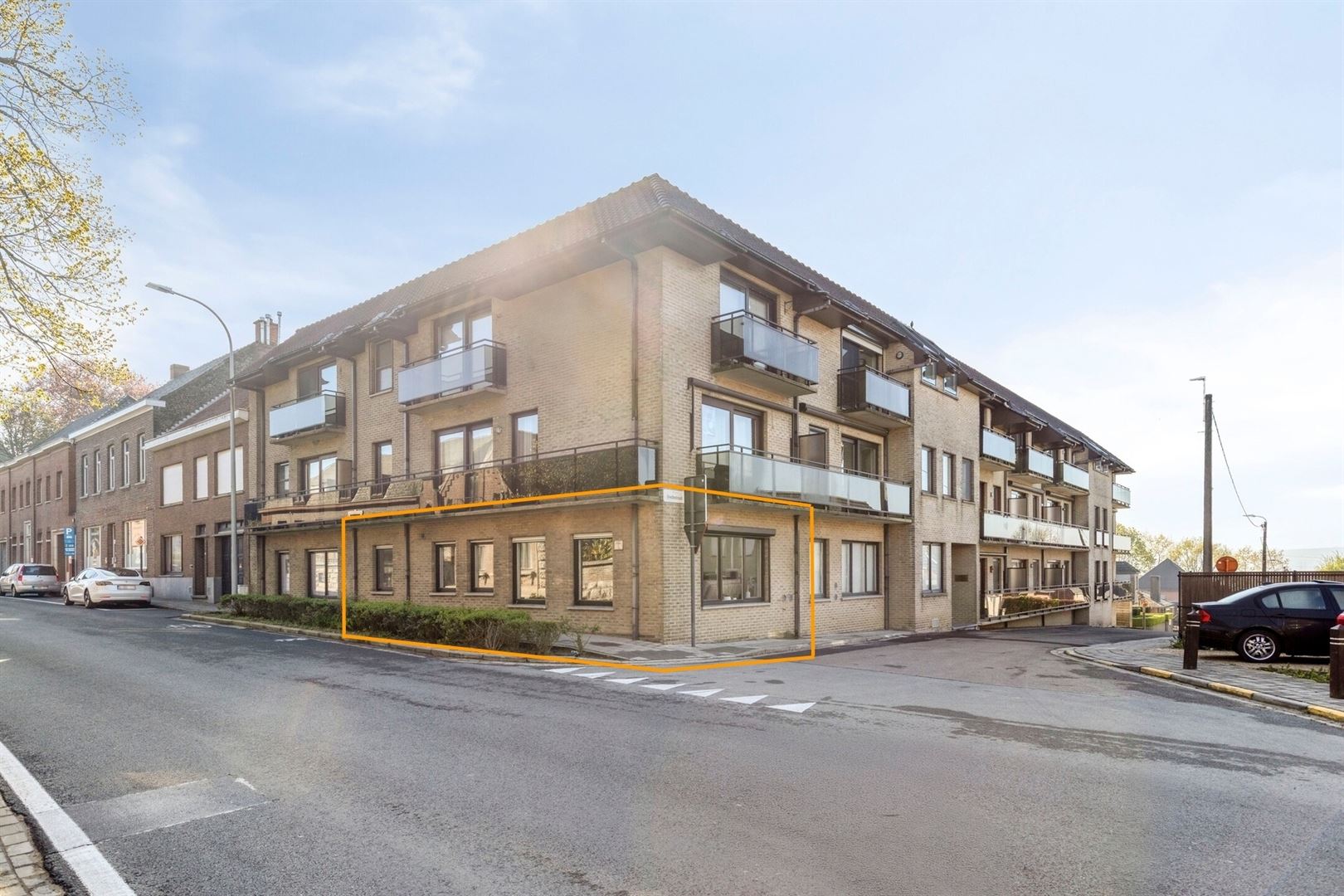 Op en top gerenoveerd appartement - foto 4