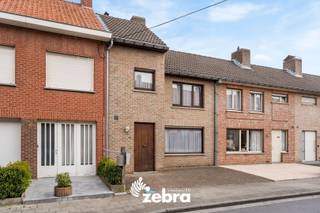 Bij de verkoop van deze woning wordt gewerkt met een START VANAF PRIJS.Elk prijsvoorstel hoger dan deze start vanaf prijs wordt voorgelegd aan de...