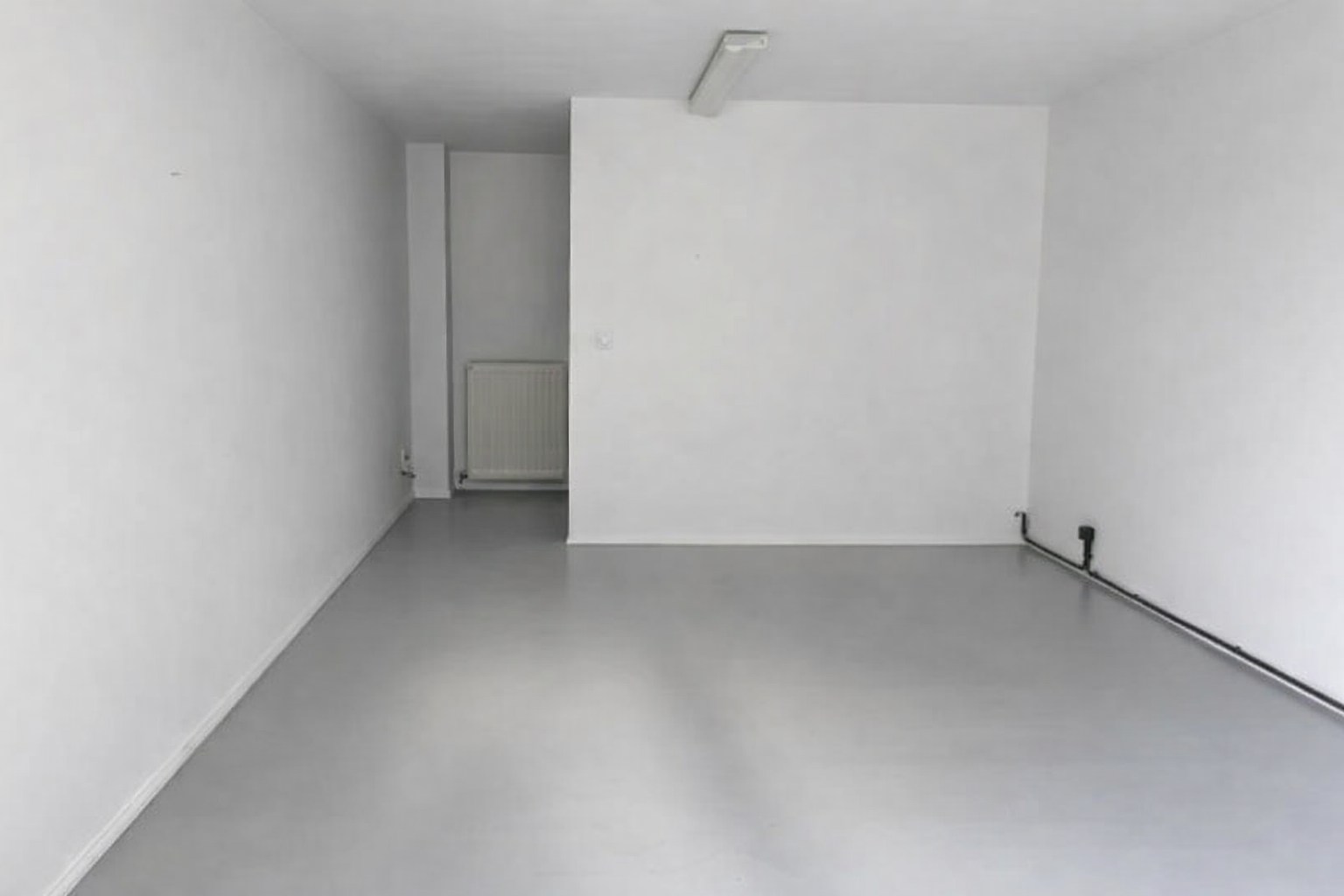 Commercial à louer à Anvers - photo 3