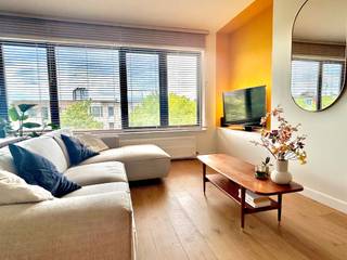Welkom in dit gerenoveerde appartement op de derde verdieping, ideaal als starterswoning of voor een jong koppel. In 2020 volledig vernieuwd...