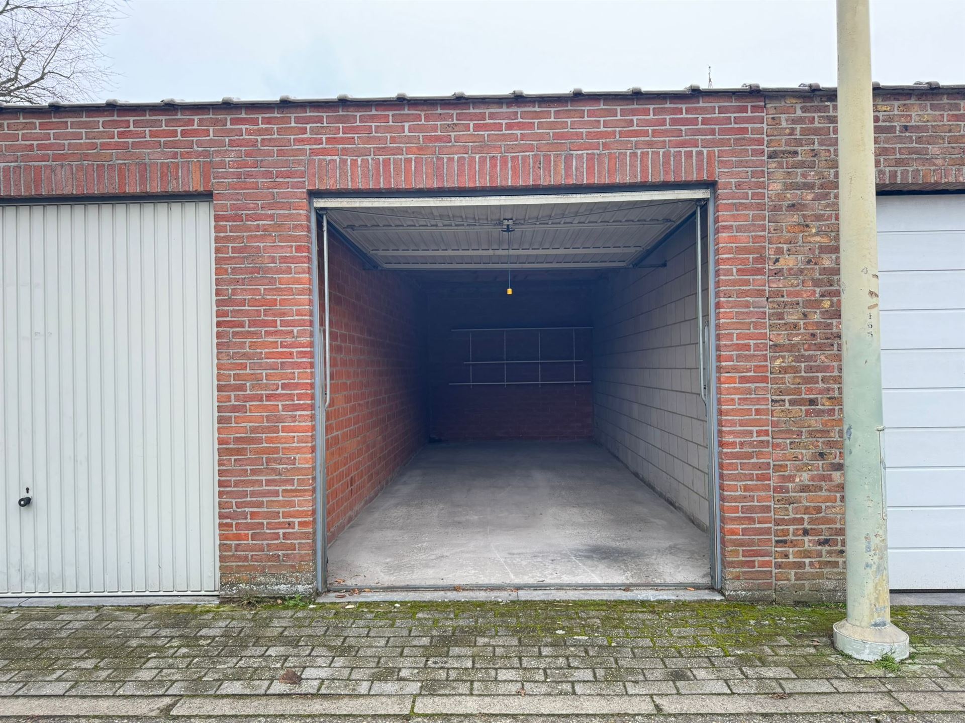 Parking/Garage - photo 3