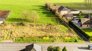  * Ruim perceel voor open bebouwing * zicht op achterliggende velden * Mogelijkheid tot bouwen met de aanbieder (ontdek onze gunstige...