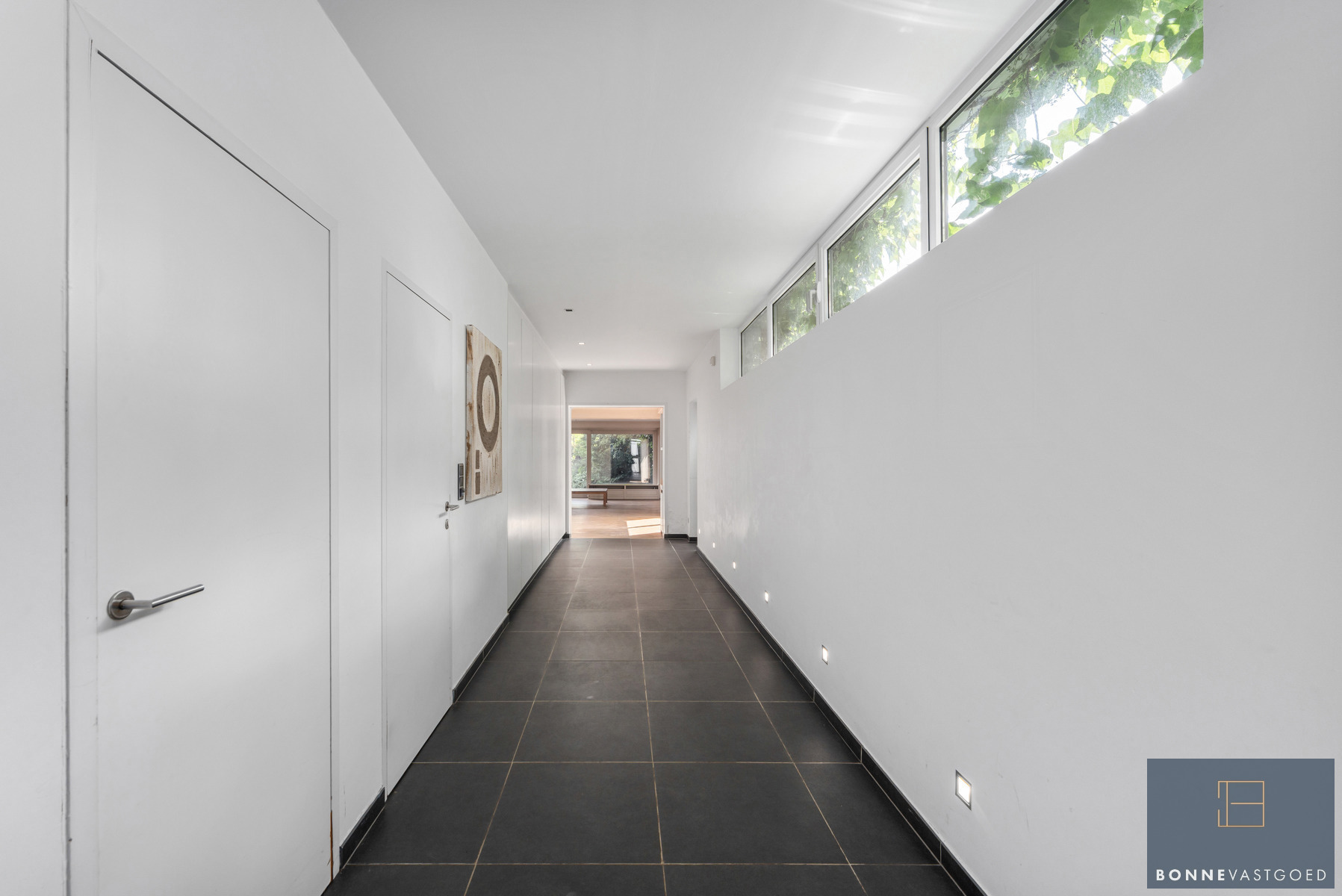 Bijzonder ruime woning met tal van mogelijkheden nabij het centrum - foto 4