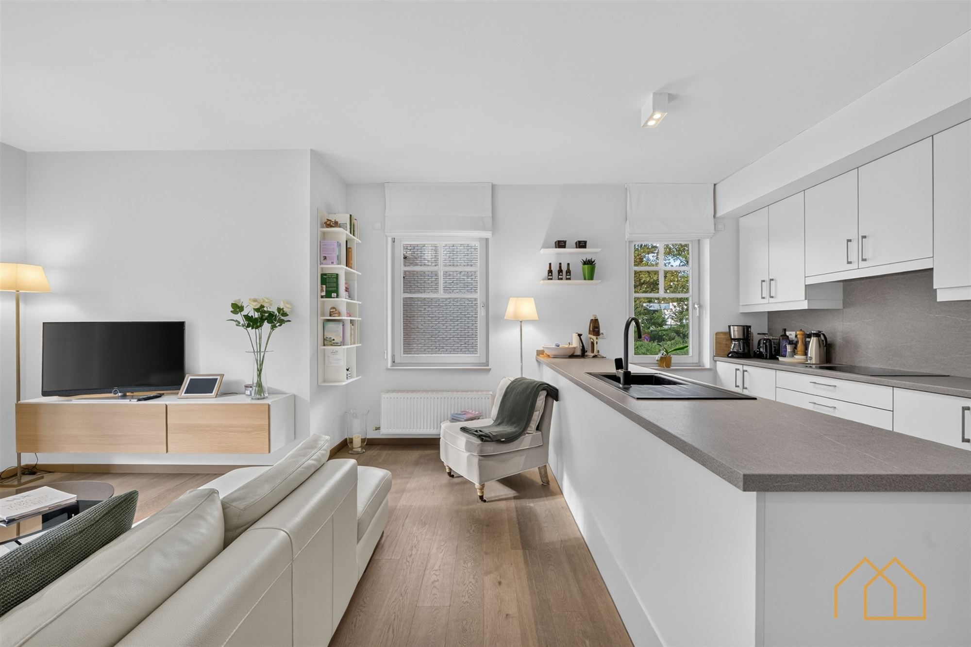 Appartement met 2 terrassen en ruime garage - foto 4