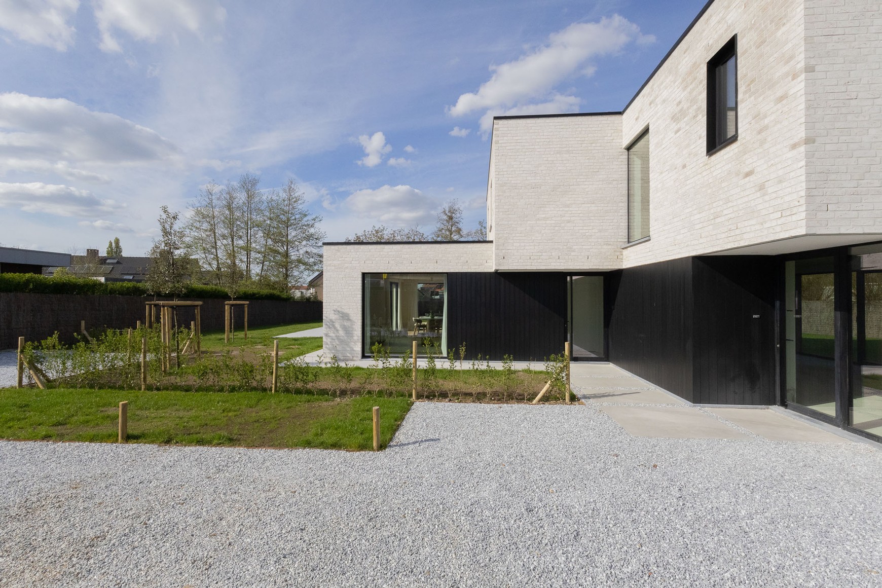 Luxueuze villa met polyvalente ruimte voor praktijk in Rumbeke - foto 2