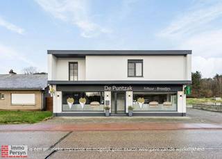 De Rode in Testelt is de verbindingsweg tussen Testelt en Langdorp. De ideale ligging dus om je nieuwe handelszaak te beginnen, veel passage en...