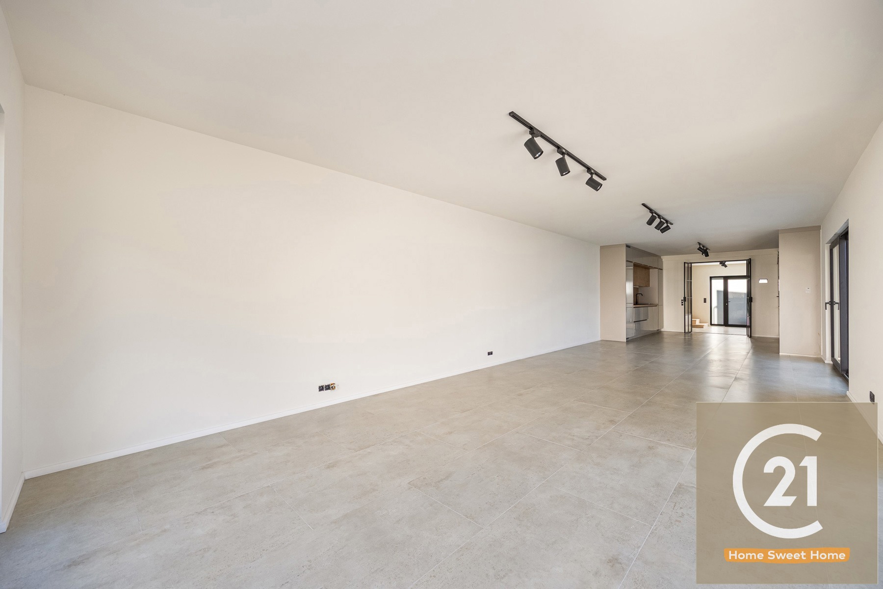 Uitzonderlijke gerenoveerde woning 200m² met tuin garage - foto 5