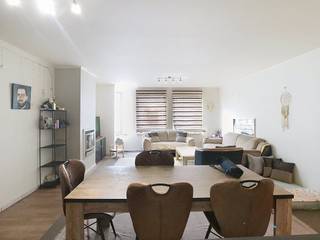 De snelste manier om een bezoek te brengen aan dit appartement? Vraag je bezoek aan via de rode knop op onze website (www.dewaele.com) en je...