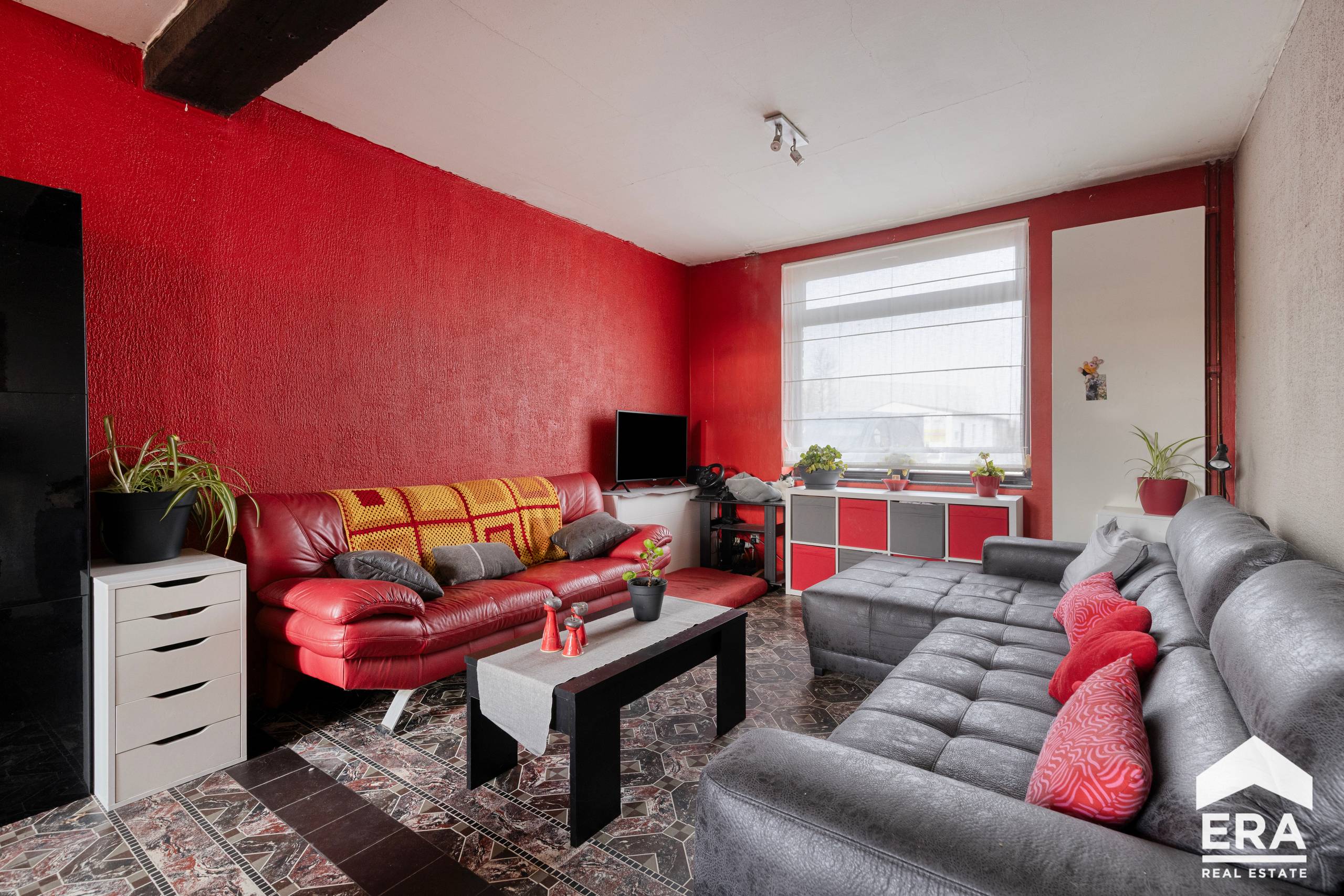 Halfopen woning met zonnige tuin in Zedelgem - foto 4