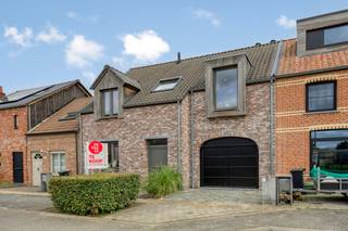 This beautiful homeThe property is offered through the Pre-sale formula. Between 19/06/2026 13:00 and 21/06/2026 15:00, you can come visit...
