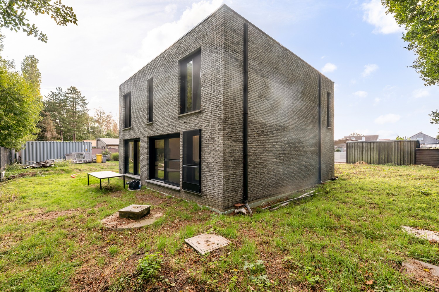 Nieuwe, energiezuinige open bebouwing in doodlopende straat. - foto 4