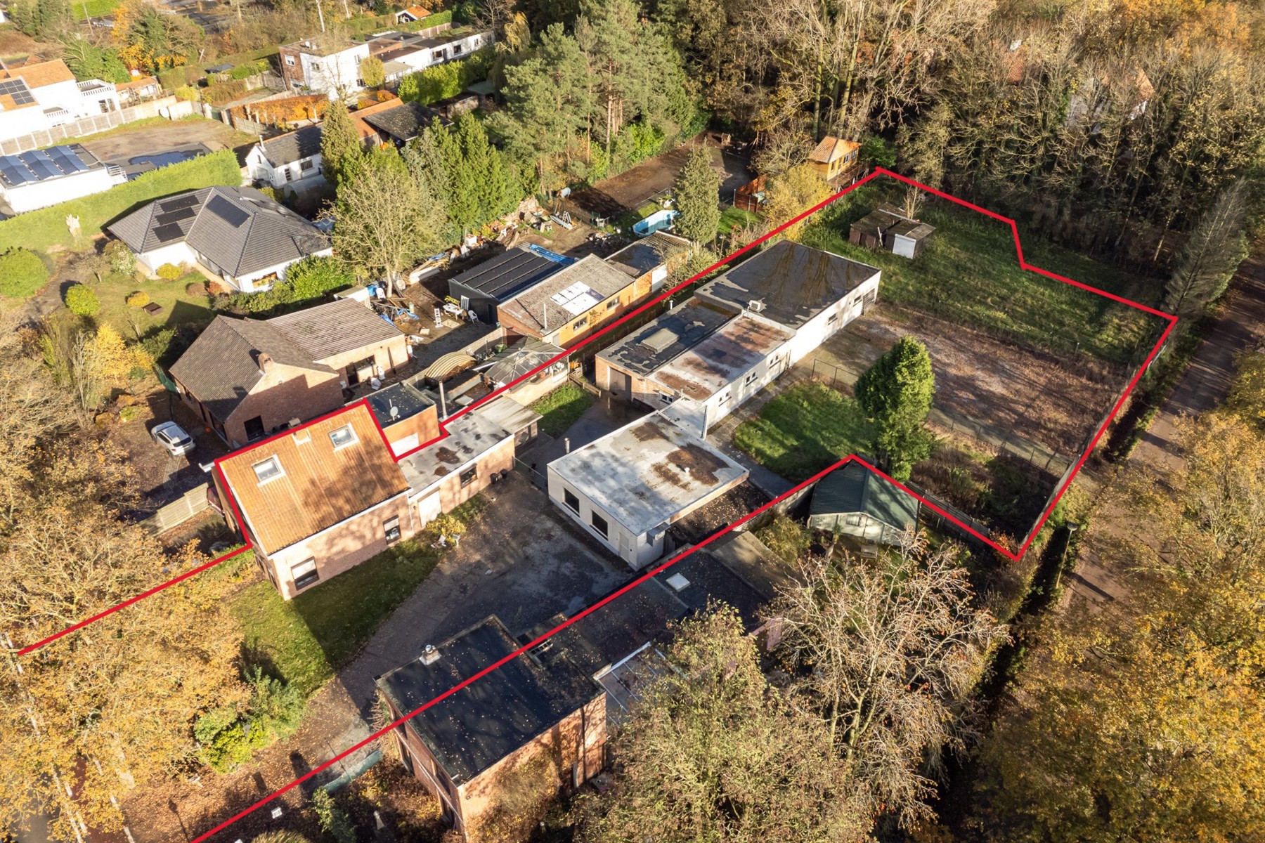 2 Woningen en opslagruimte op ca 2.525m². - foto 2