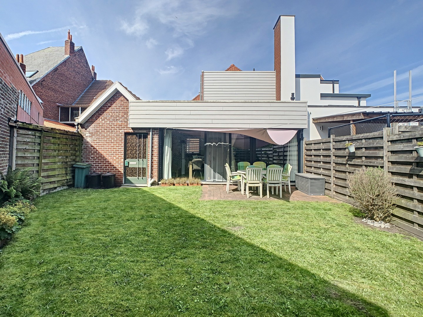 Te huur, centraal gelegen gelijkvloers 2-slaapkamer appartement te Merelbeke - photo 2