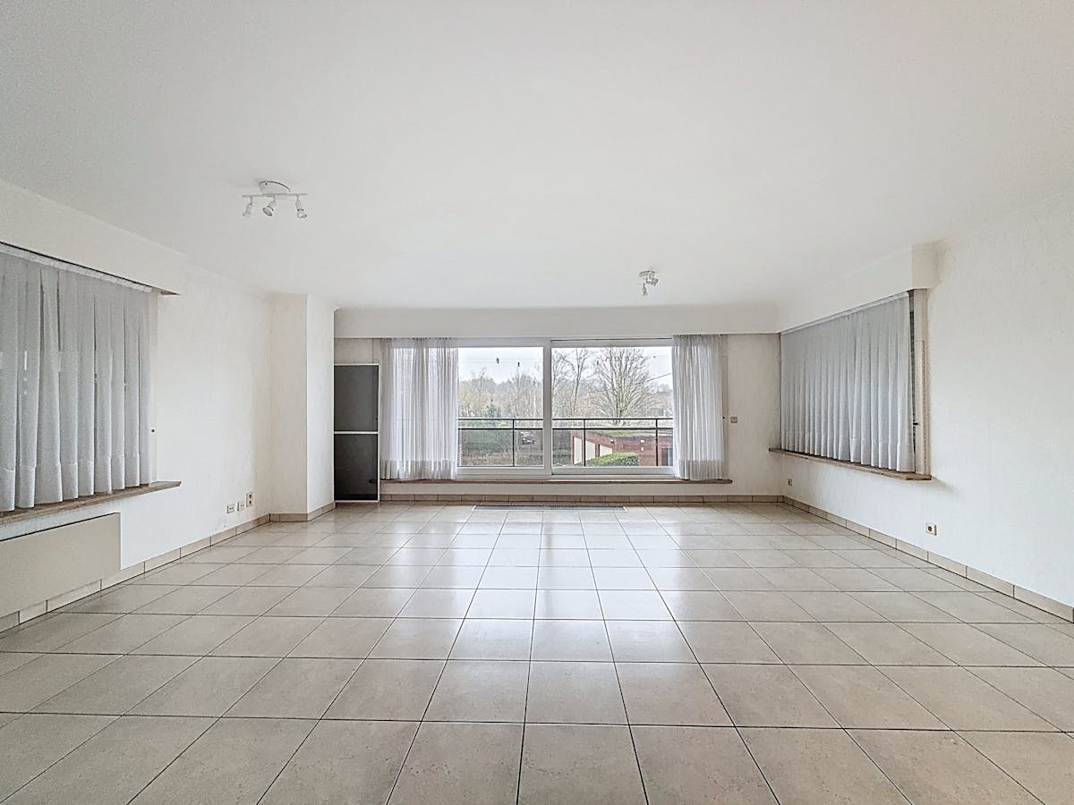 Appartement spacieux avec belle vue sur la verdure à louer à Waregem - photo 4