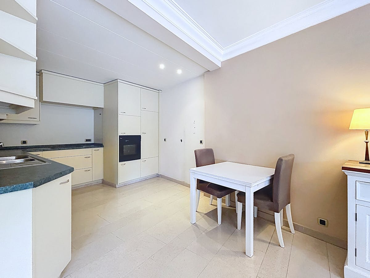 Ruim appartement met 2 slaapkamers te huur in centrum Essen - foto 5