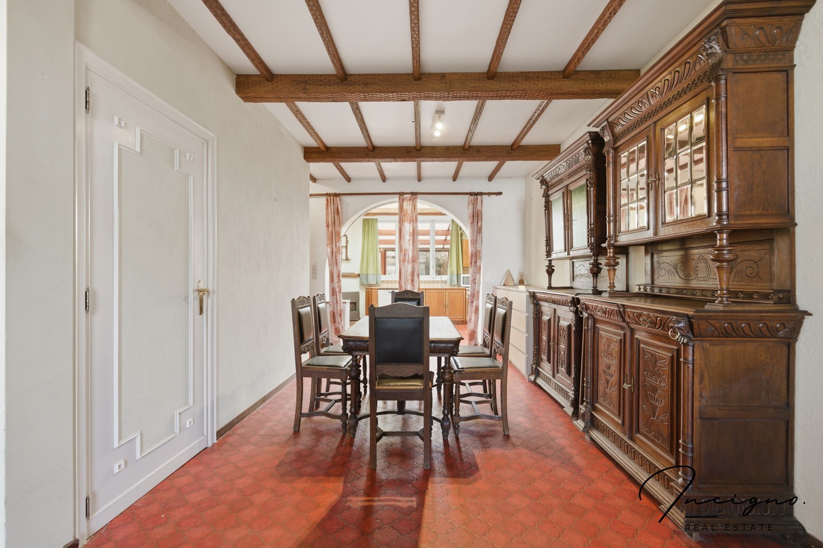 Ruime te renoveren halfopen bebouwing met atelier - foto 4