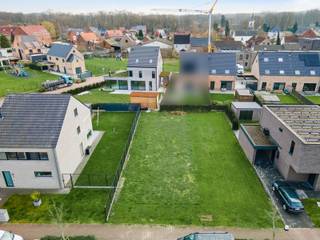 Deze bouwgrond is gelegen in een rustige, groene omgeving in Wolvertem, omringd door uitgestrekte velden.Hier geniet u dagelijks van een open...