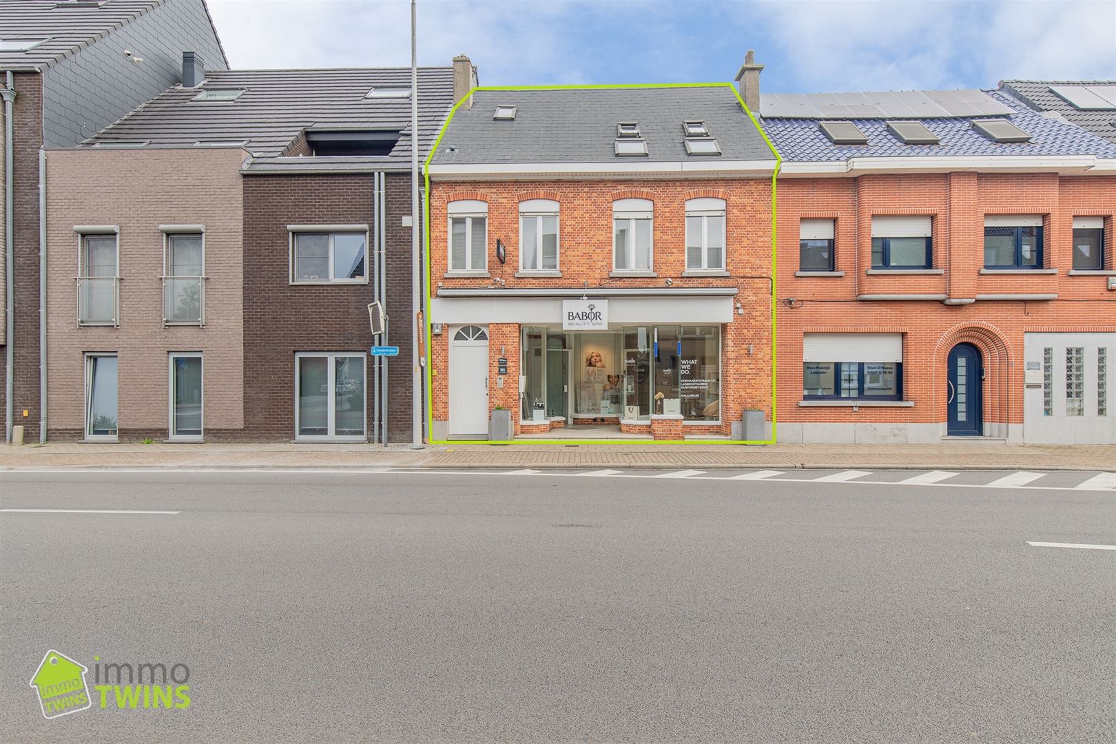 Commercial à vendre à Lebbeke avec 3 chambres - photo 1