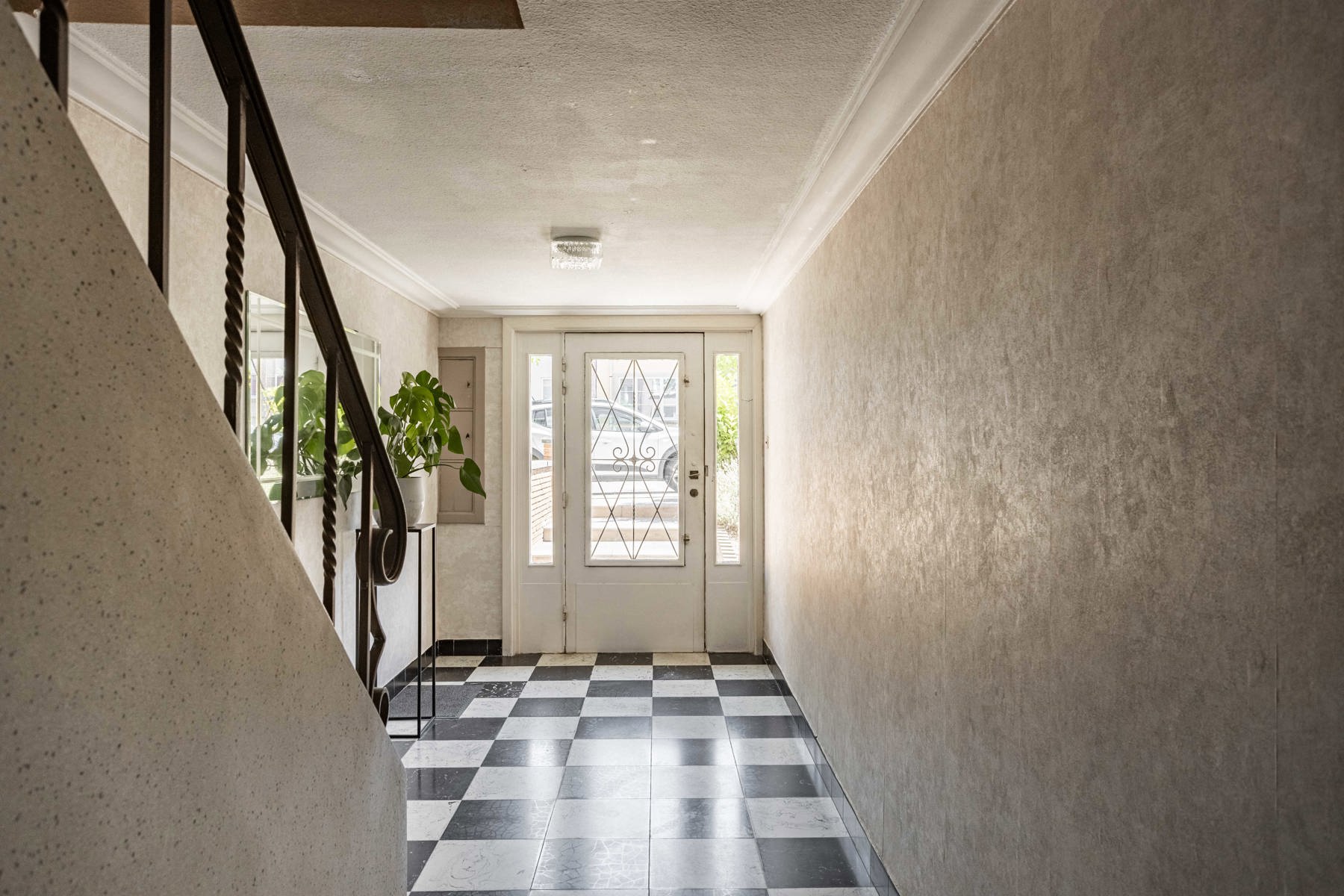 Lichtrijk appartement met cosy tuin en garage op toplocatie - foto 5