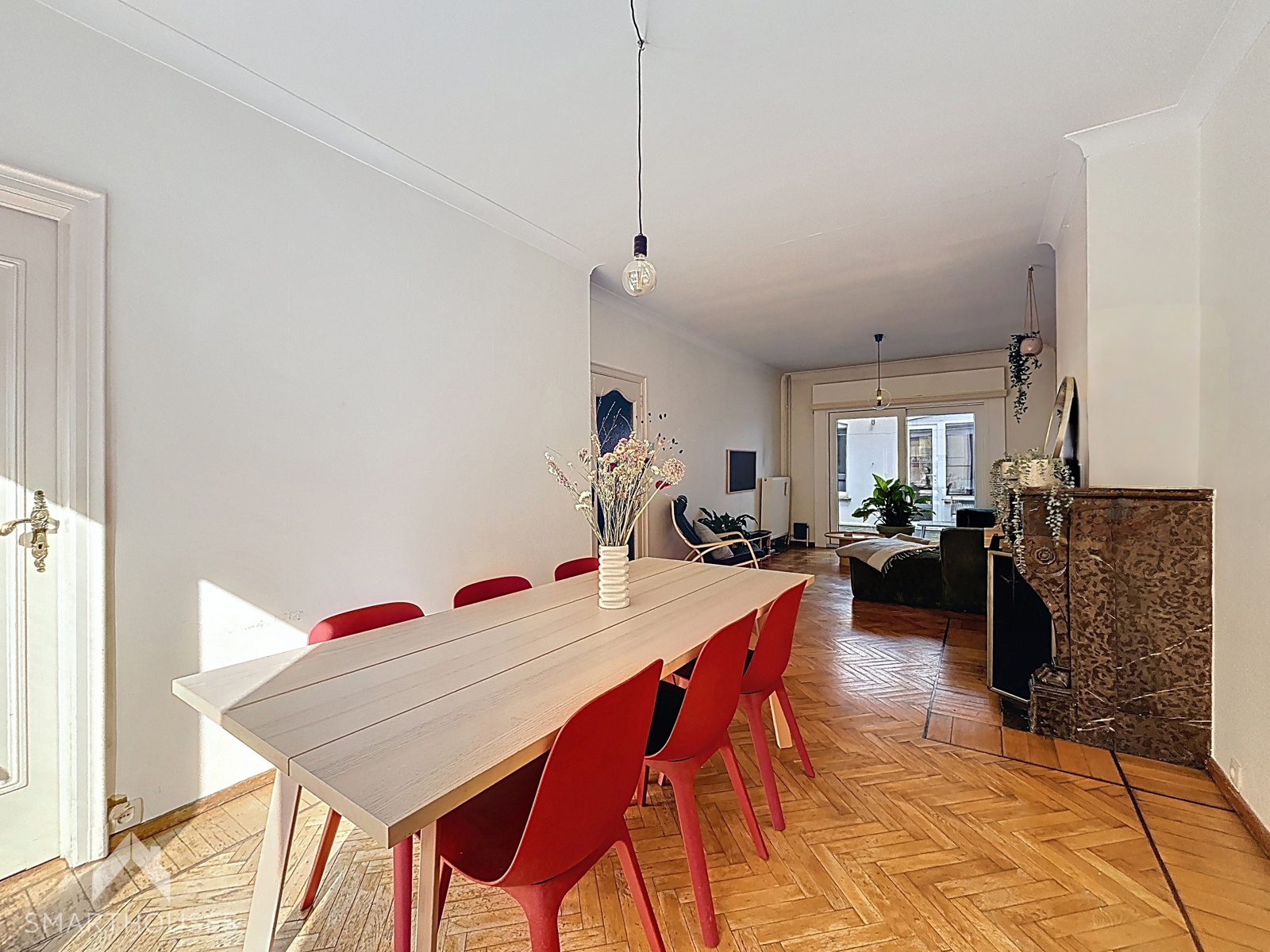 Goed gelegen bel-etage met 3 slaapkamers en grote garage - foto 5