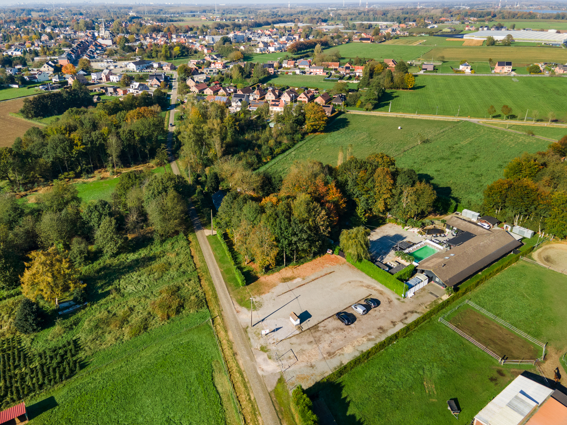 Polyvalent gebouw gelegen in recreatiegebied - foto 4