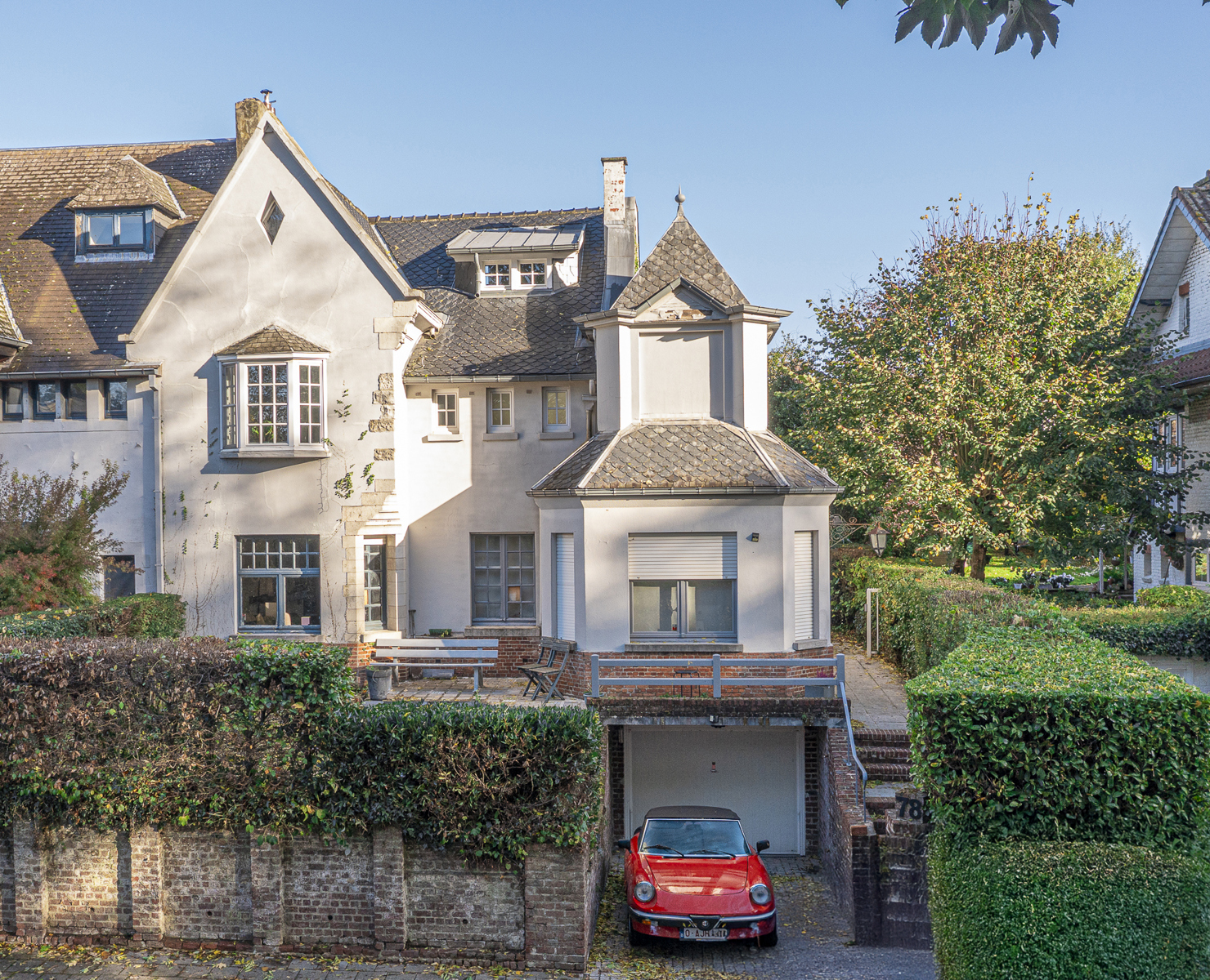 House for sale in Dilbeek with 4 bedrooms - photo 1