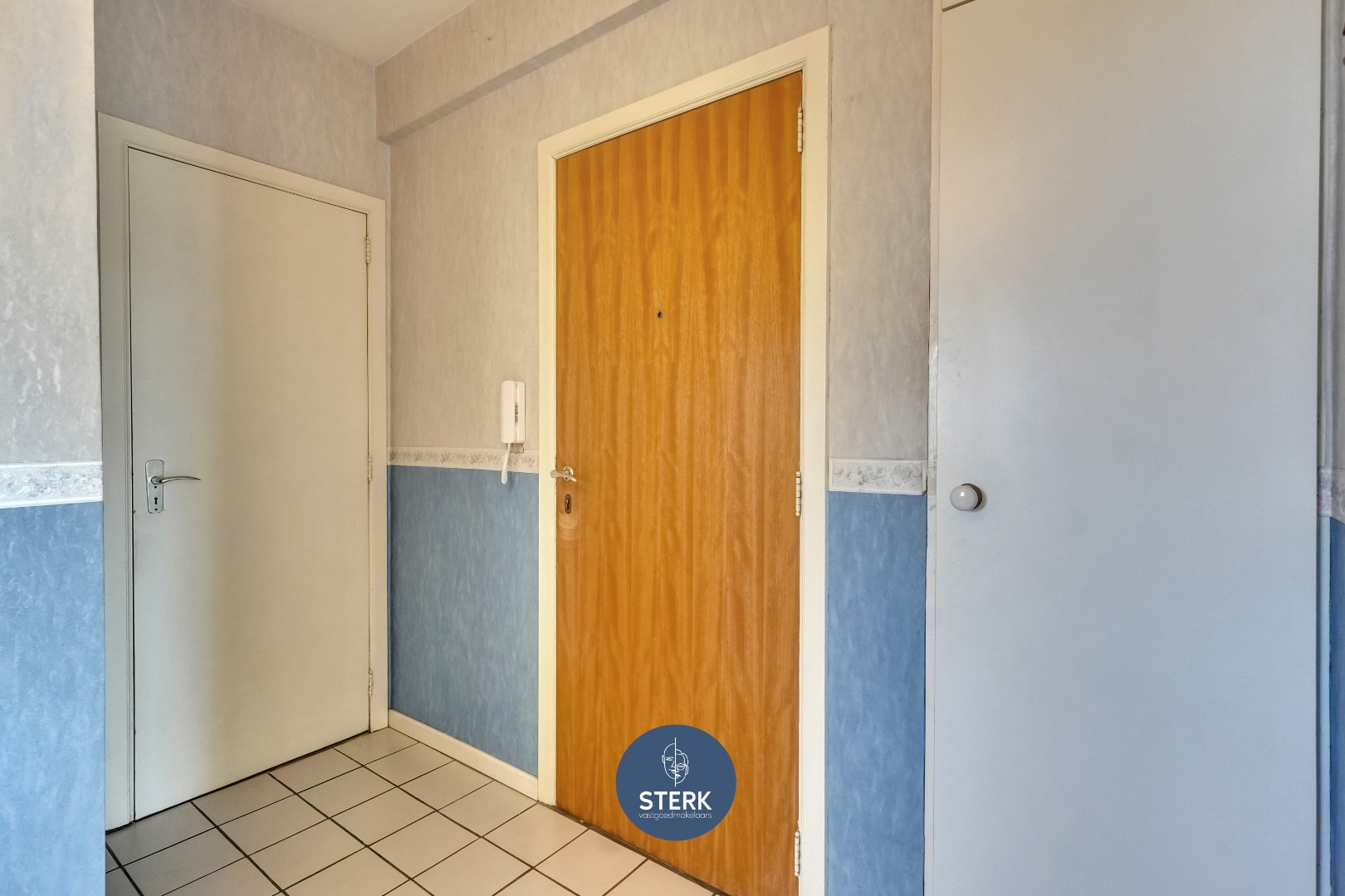 APPARTEMENT MET EPC LABEL B IN HET CENTRUM VAN LANAKEN ! - foto 5