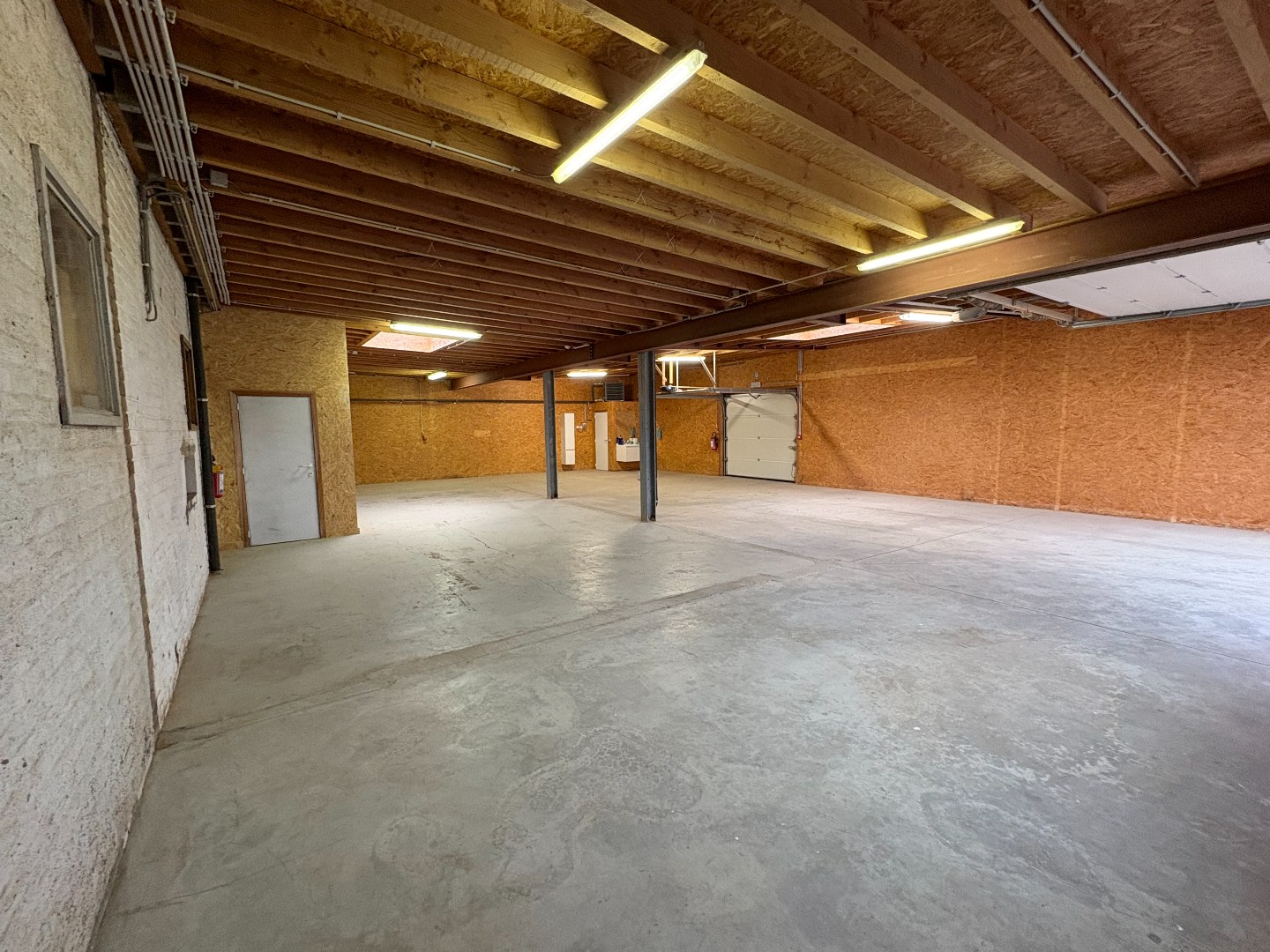 Commercial for rent in Machelen - photo 4