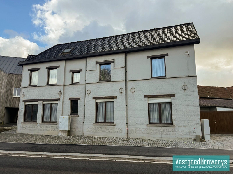Woonhuis in Velzeke-ruddershove
