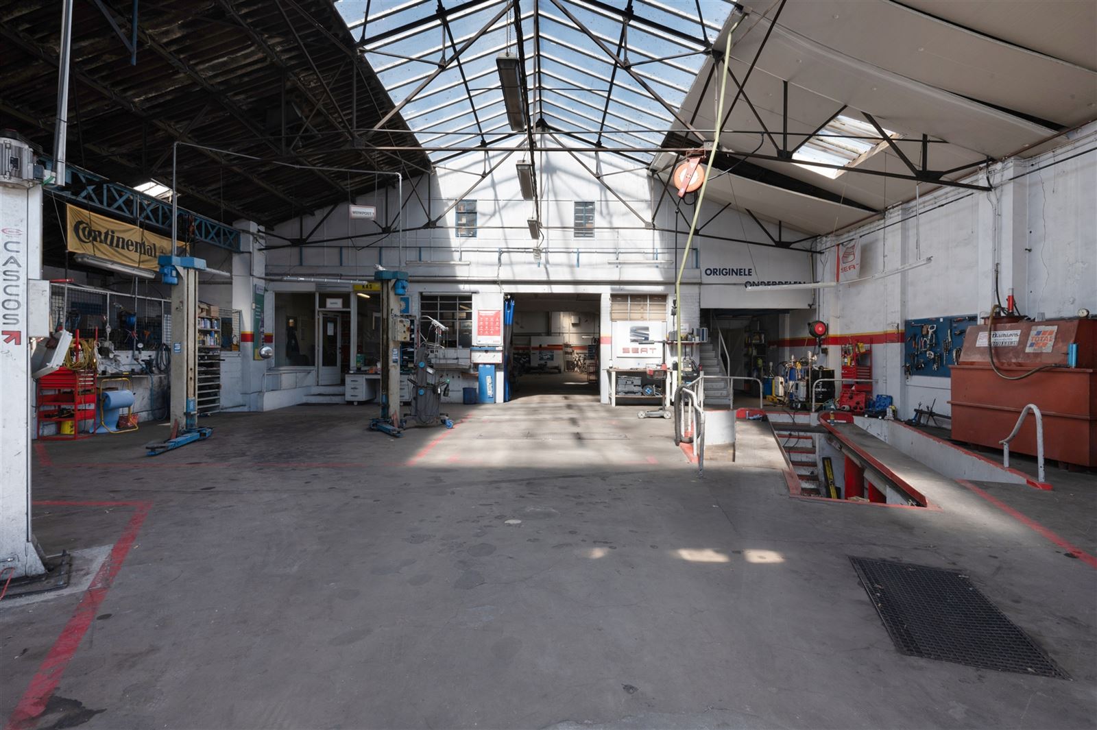 Functioneel bedrijfsgebouw te Kruisem! - foto 4