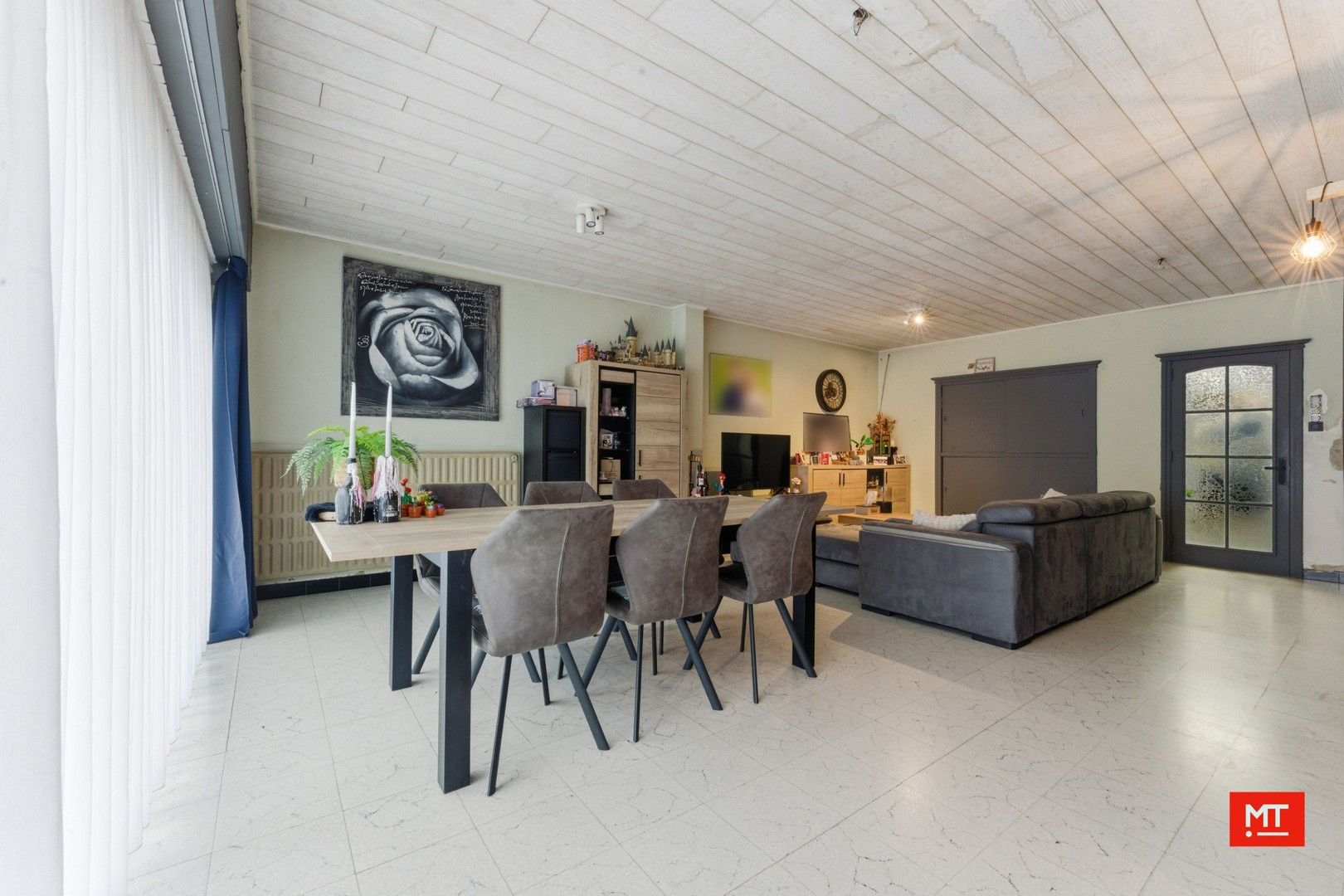 Bijzonder ruime woning met atelier in het centrum Zonnebeke - foto 4
