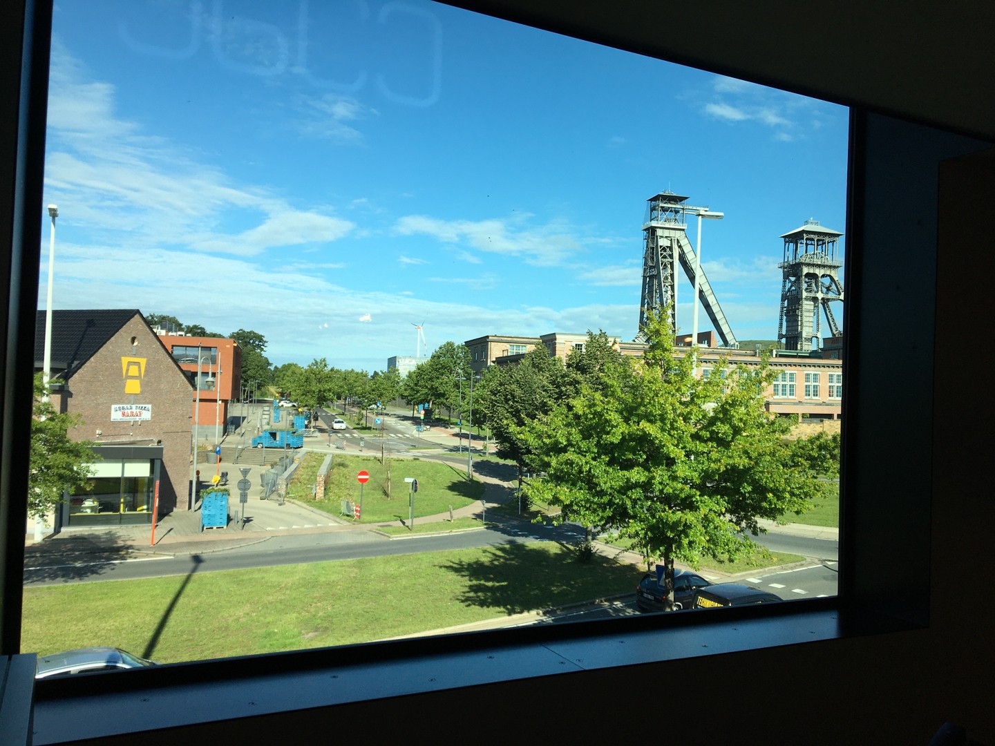 Kantoorruimte voor 4 pp vlakbij Cmine en de E314 - foto 3