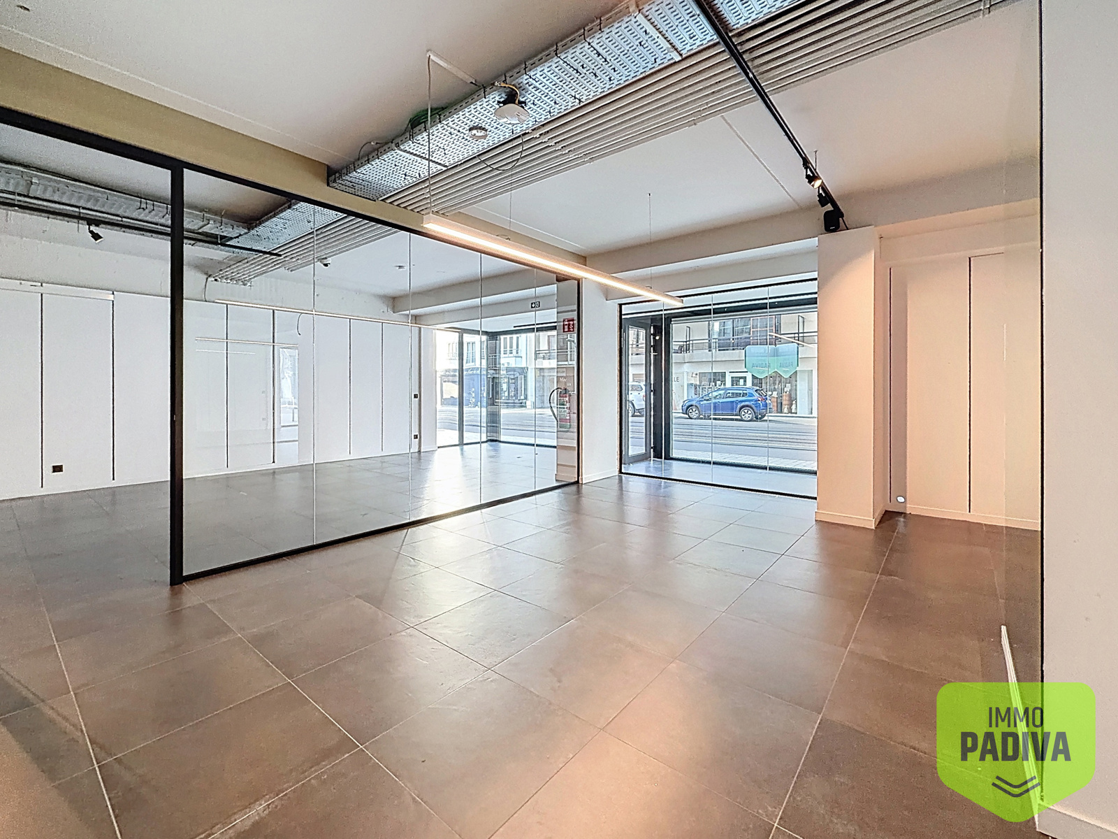 Commercieel topgelegen handelspand van 250 m² te huur in de Leopoldlaan van Middelkerke - foto 4