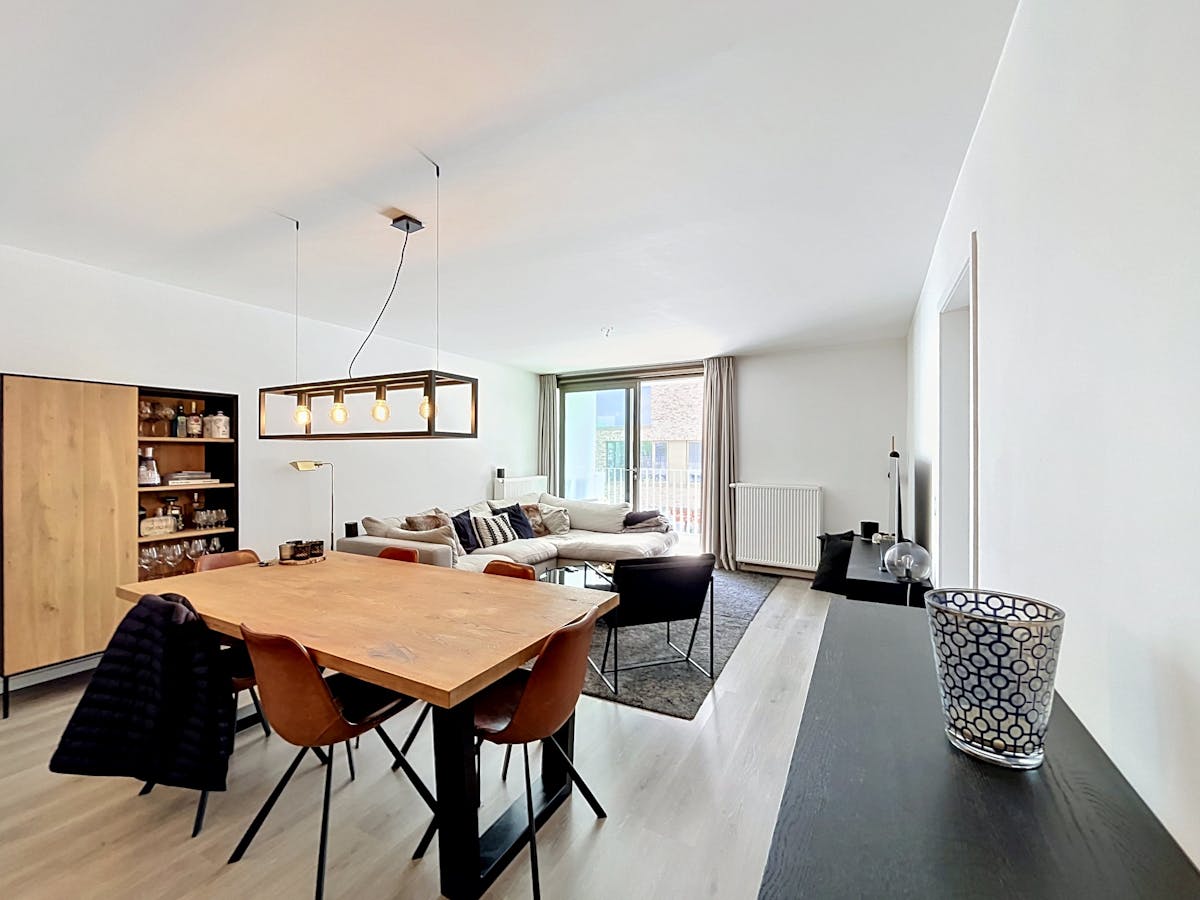 Modern appartement met 1 slaapkamer te huur nabij station Brugge - foto 5