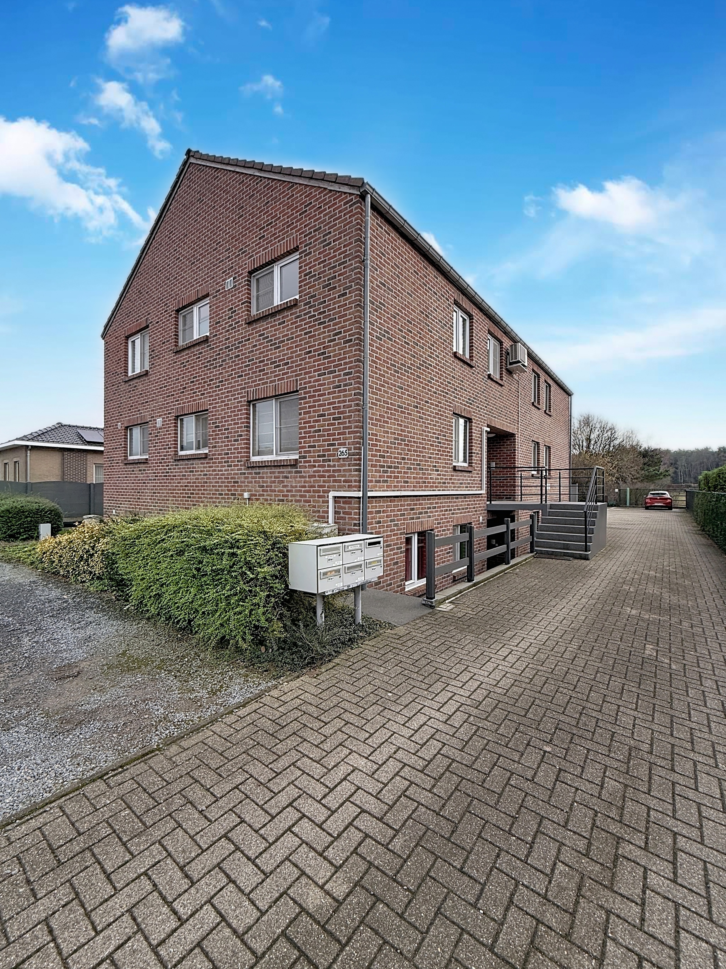 Appartement te huur in Oudsbergen met 2 slaapkamers - foto 2