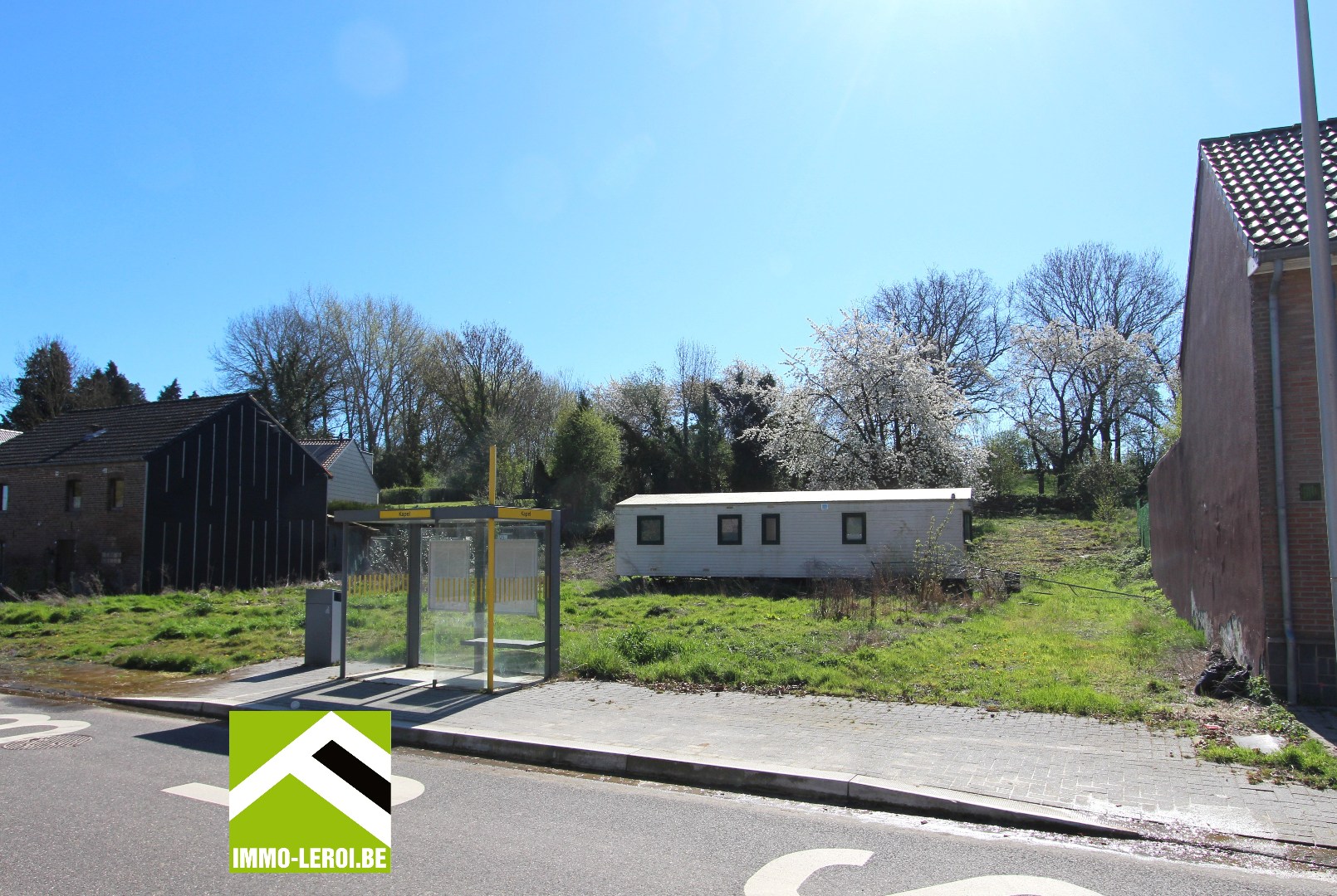 Groot perceel bouwgrond voor 2 woningen in HOB - foto 3