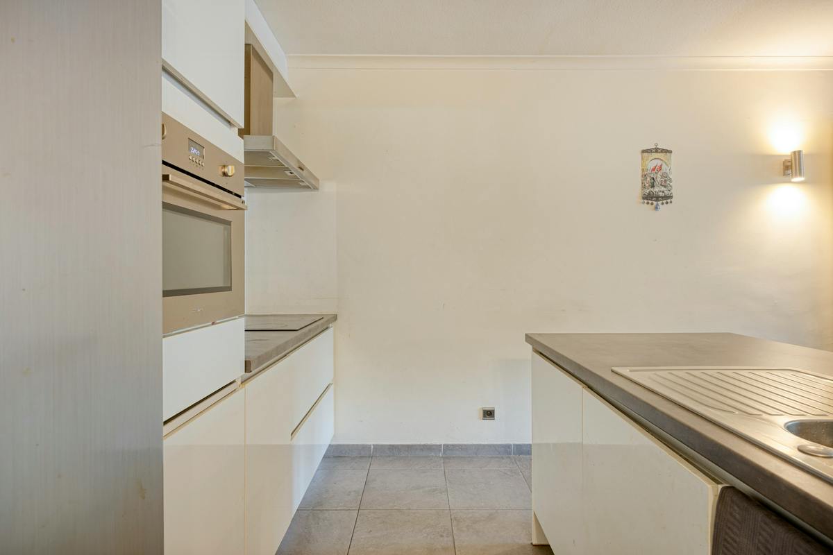 Single storey loft flat with cooking island - photo 5