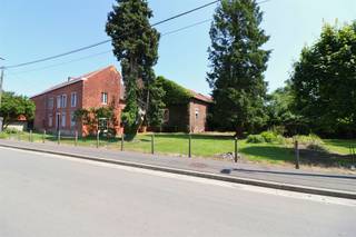 Droom je van weidse ruimtes... authenticiteit... groen...?Kom dan deze authentieke boerderij van 1712 m² ontdekken die typisch is voor de...