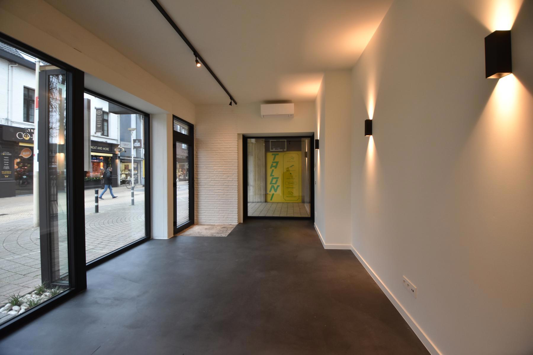 Commercial for rent in Schoten - photo 5