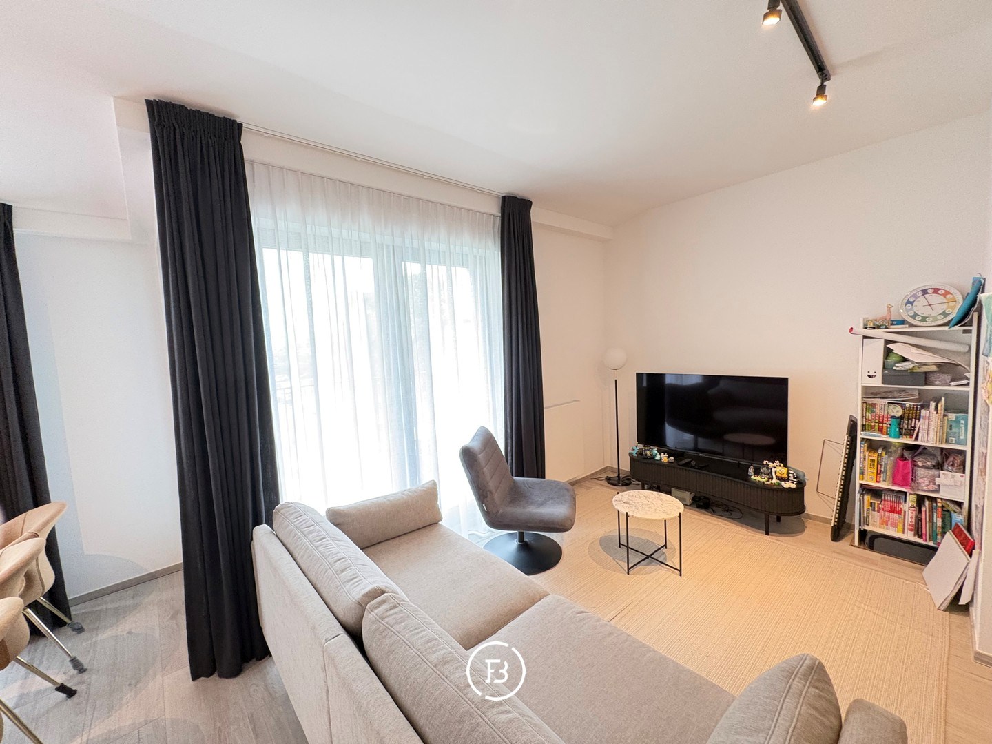 Appartement met terras - foto 4
