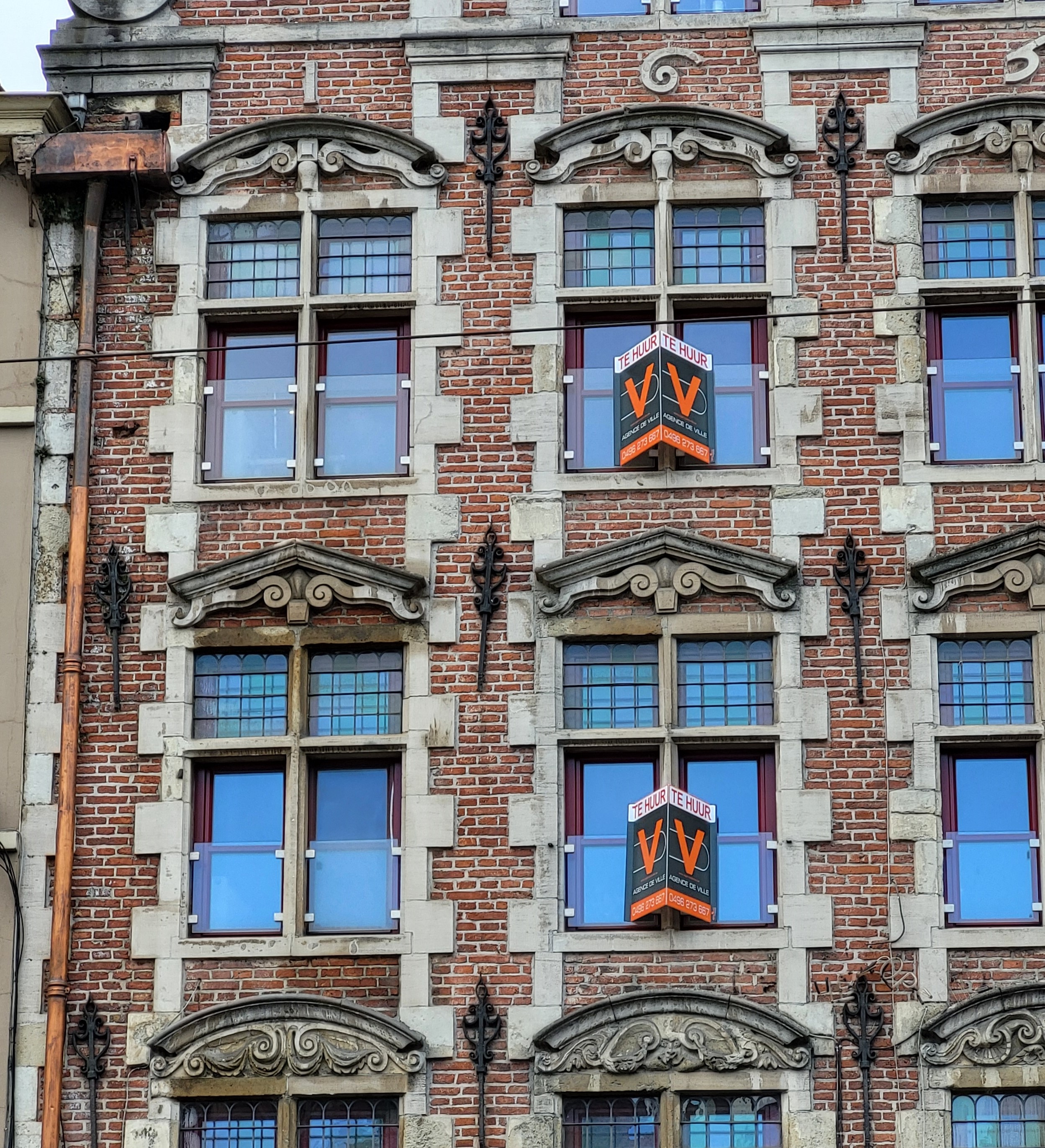 GERENOVEERD APPARTEMENT IN 2020 MET 1 SLAAPKAMER EN TERRAS, in het centrum van de Stad Gent. - foto 2