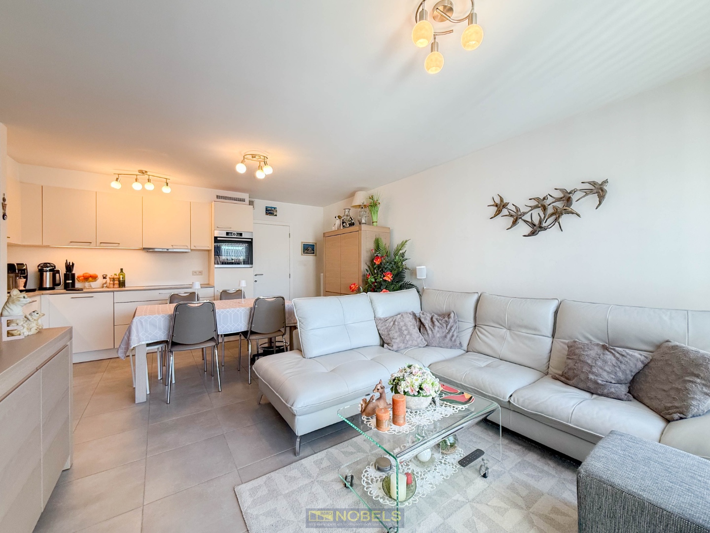 Te koop, instapklaar 3-slpk appartement met terras en kelder te Ronse - foto 2