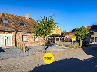 In het charmante Nieuwpoort (Ramskapelle) bevindt zich deze instapklare halfopen bebouwing (2009).De woning biedt maar liefst 4 volwaardige...