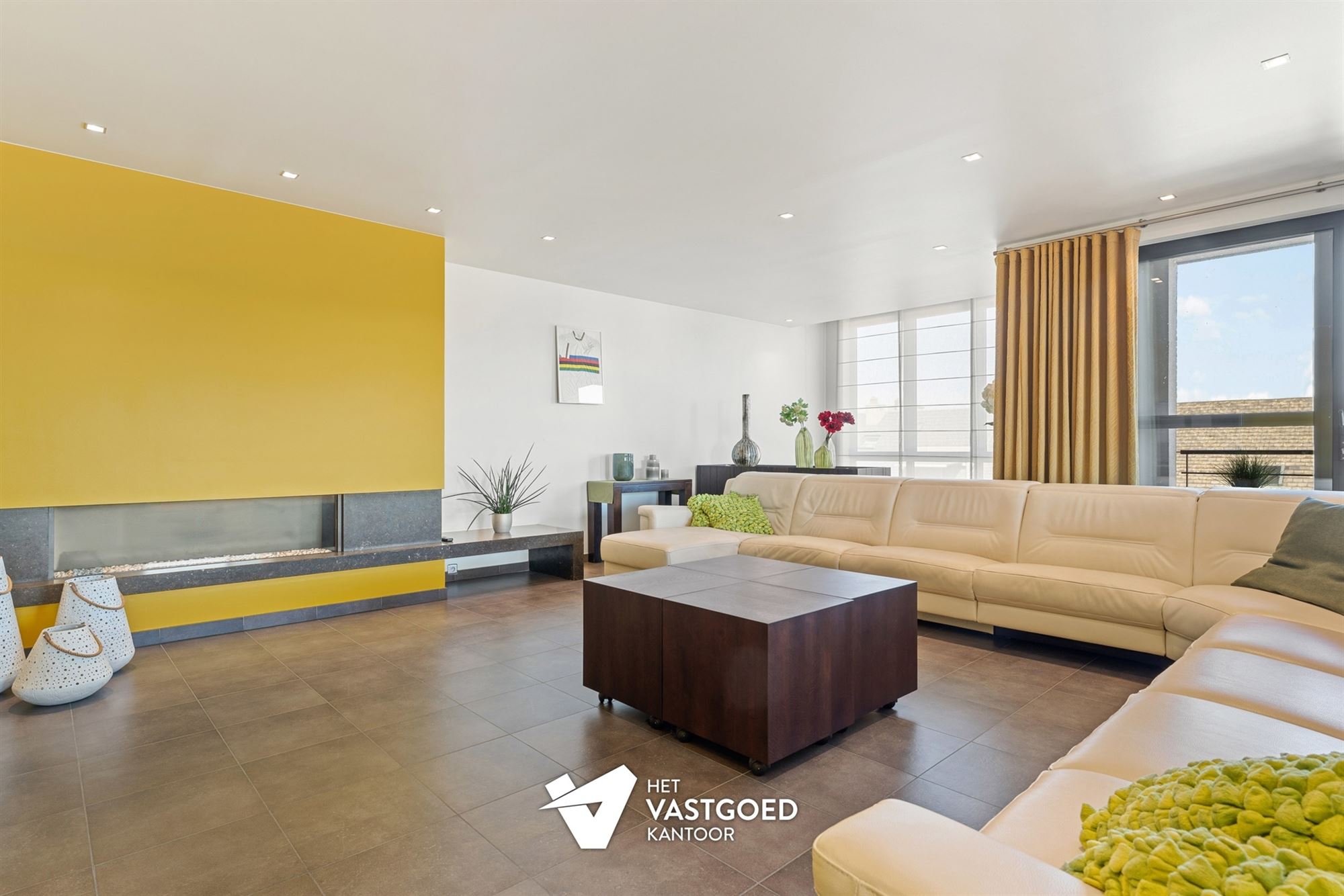 ZEER RUIME PENTHOUSE (340M²) IN UITSTEKENDE STAAT MET 3 TERRASSEN TE TESSENDERLO CENTRUM - foto 4